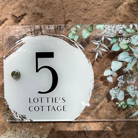 Lottie'S Cottage, Rhynie, Aberdeenshire ภายนอก รูปภาพ